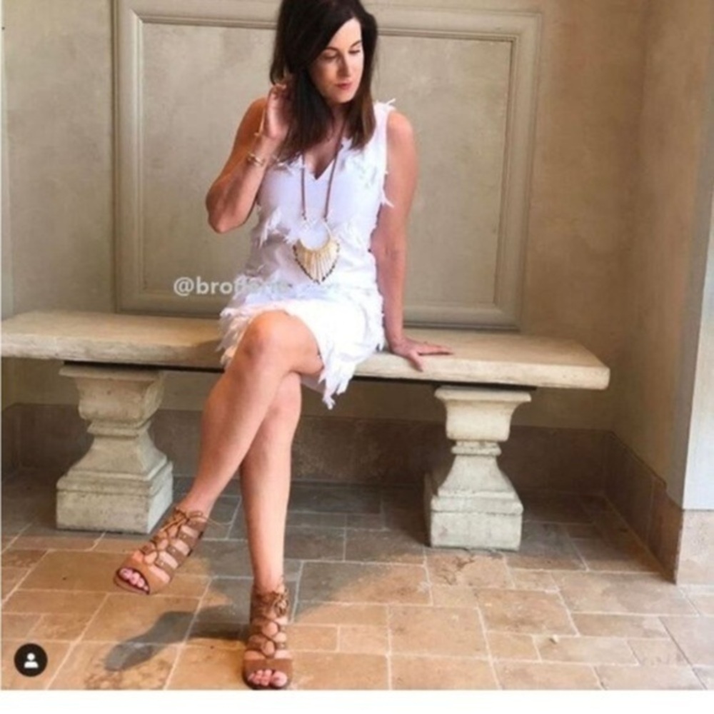 Anthropologie MAEVE crisp white Fringe work Shift lined Dress size 2